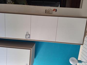 Kast set van 2 beschikbaar voor biedingen