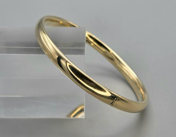 Gouden vintage classic bangle/slavenarmband. 2026/78, Handtassen en Accessoires, Armbanden, Zo goed als nieuw, Goud, Goud, Ophalen of Verzenden