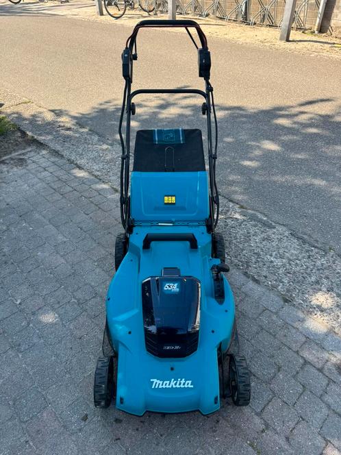 Makita grasmachine DLM539Z, Tuin en Terras, Grasmaaiers, Zo goed als nieuw, Elektrische grasmaaier, Ophalen
