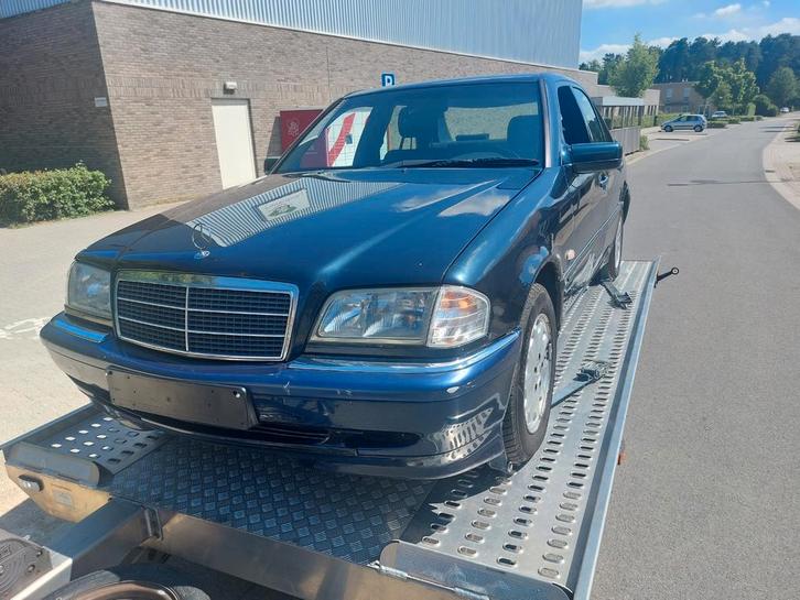 Ik zoek oude c klasse, Auto's, Mercedes-Benz, Particulier, Automaat, Ophalen