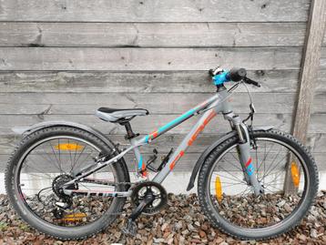 Kinderfiets Cube 24 inch als nieuw! beschikbaar voor biedingen