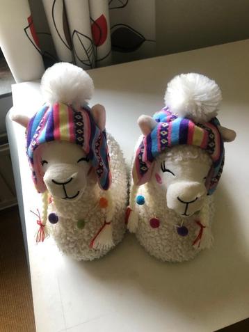 Kinderpantoffels: vorm lama's