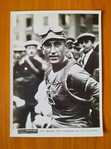 2 foto's Sylveer Maes: winnaar Ronde v. Frankrijk 1936-1939