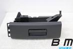Bakje onder stoel rechts VW Golf 7 5G0882600A, Auto-onderdelen, Gebruikt