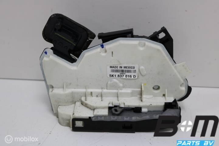Portierslot RV VW Beetle 5C 5K1837016D, Auto-onderdelen, Interieur en Bekleding, Gebruikt