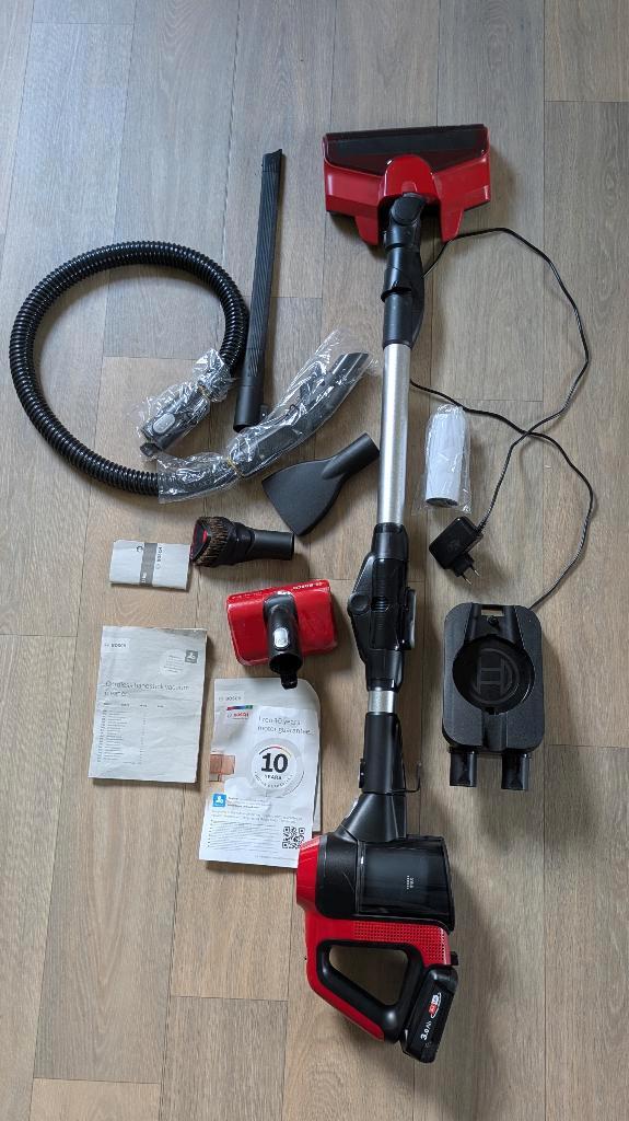 Draadloze stofzuiger Bosch Unlimited 7, Elektronische apparatuur, Stofzuigers, Zo goed als nieuw, Stofzuiger, Reservoir, Ophalen