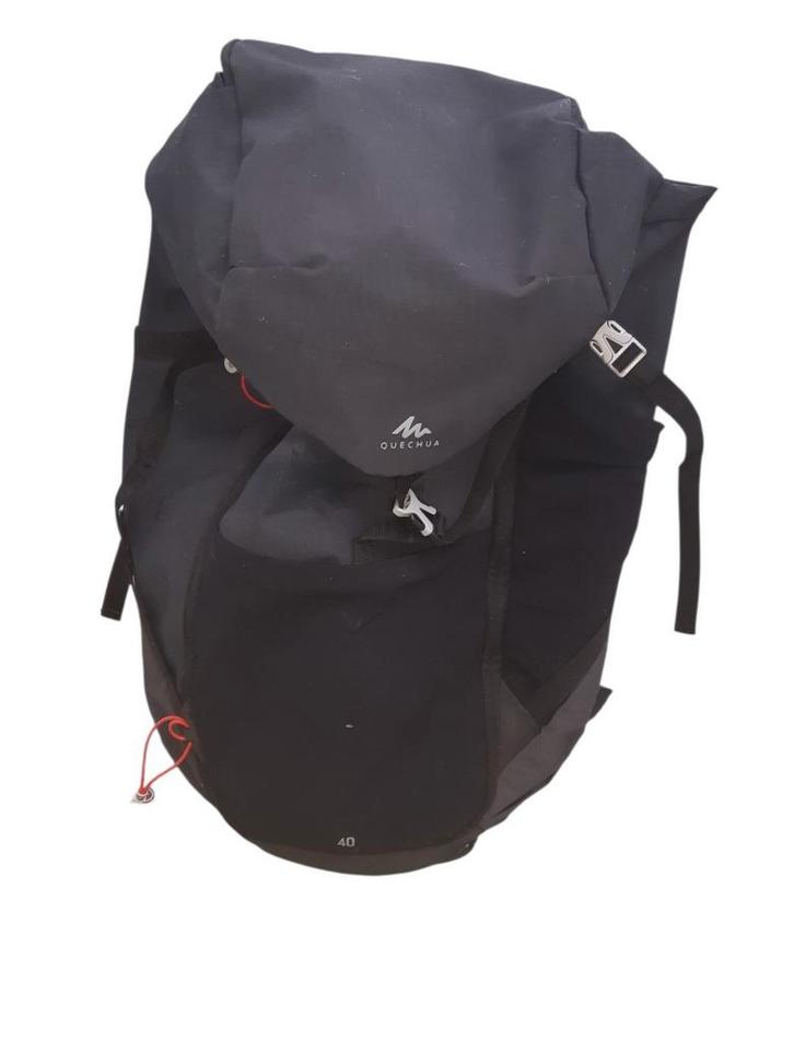 Rugzak Quechua 40L — wandelen/wandelen, Handtassen en Accessoires, Tassen | Reistassen en Weekendtassen, Zo goed als nieuw, Ophalen
