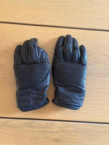 Motorhandschoenen dames  beschikbaar voor biedingen