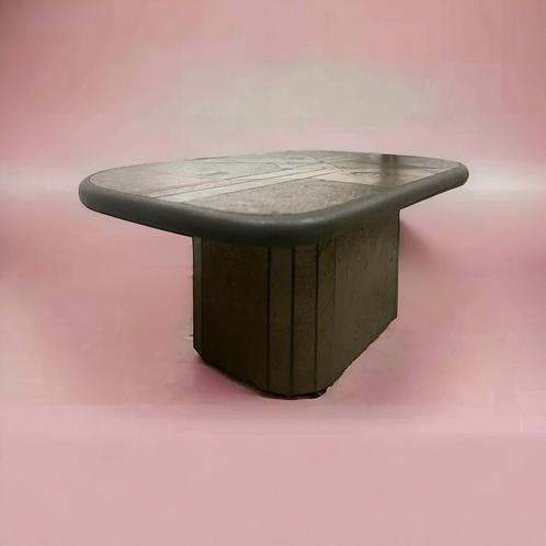 Table basse/table basse vintage en pierre, Antiquités & Art, Antiquités | Meubles | Tables, Enlèvement ou Envoi