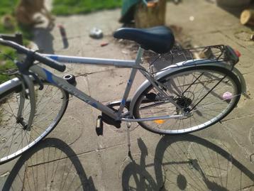 velo beschikbaar voor biedingen