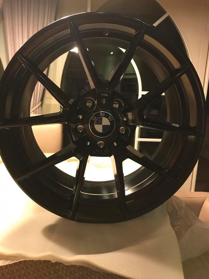 Winterbanden met nieuwe velgen voor BMW, Auto-onderdelen, Banden en Velgen, Velg(en), Winterbanden, 18 inch, 225 mm, Personenwagen