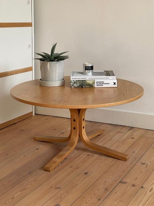 Vintage houten salontafel gebogen poten, Huis en Inrichting, Tafels | Salontafels, Gebruikt, Minder dan 50 cm, 50 tot 100 cm, 50 tot 100 cm