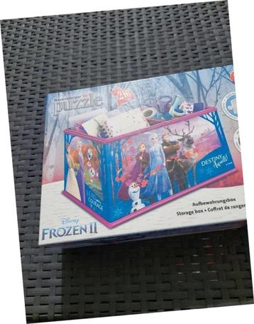 puzzle 3d reine des neiges  beschikbaar voor biedingen