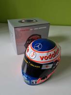 F1 1/2 helm Jenson Button 2011 ** NIEUWSTAAT **, Verzamelen, Automerken, Motoren en Formule 1, Ophalen of Verzenden, Zo goed als nieuw