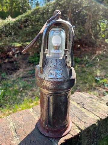 Mijnwerkerslamp  beschikbaar voor biedingen