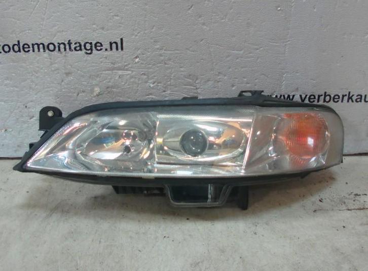 KOPLAMP LINKS Opel Vectra B Caravan (31) (0-301-179-271), Auto-onderdelen, Verlichting, Opel, Gebruikt