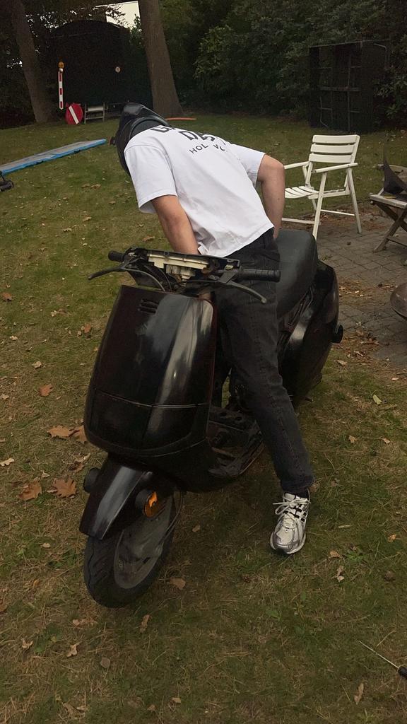 Sfera 50cc tekoop, Fietsen en Brommers, Scooters | Piaggio, Gebruikt, Overige modellen, Klasse B (45 km/u), Tweetakt, Ophalen