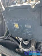 MERCEDES C 204 2.2 cdi ABS POMP A2049012400 2011-2014, Mercedes-Benz AG, Mercedes-Benz, Utilisé, Mercedesstrasse 120
70372  Stuttgart, DE