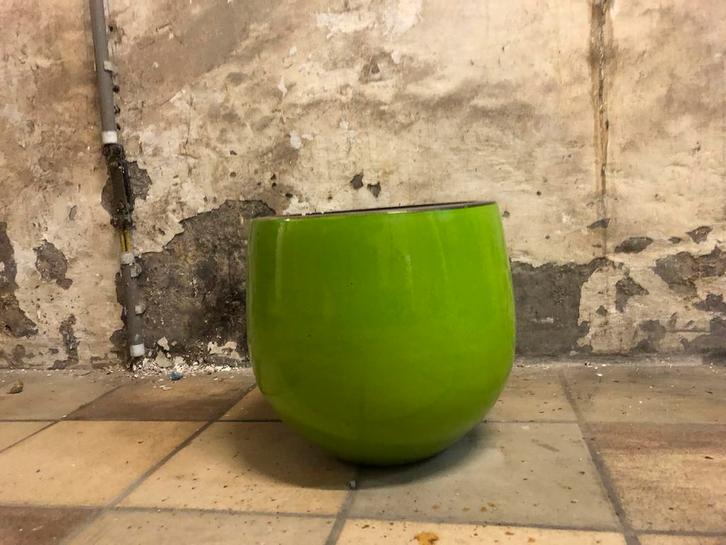 Cachepotten/bloempotten, Tuin en Terras, Bloempotten, Gebruikt, Overige materialen, Binnen, Balkon, Tuin, Minder dan 40 cm, Minder dan 25 cm