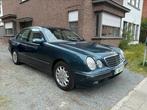 Mercedes E 240 benzine automaat, Auto's, Mercedes-Benz, Automaat, Bedrijf, 5 zetels, 2600 cc