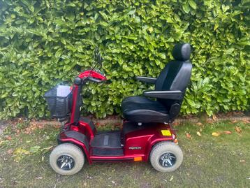 Stevige scootmobiel nieuwe staat elektrisch invalide scooter beschikbaar voor biedingen