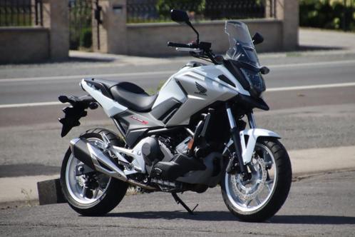 Honda NC750X DCT 1700 km, Motos, Motos | Honda, Entreprise, Tourisme, plus de 35 kW, 2 cylindres, Enlèvement