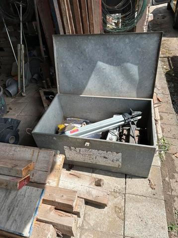 Materiaalkist voor bouwkraan of voor op remork beschikbaar voor biedingen