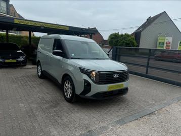 FORD TRANSIT COURIER * NIEUW * FULL OPTIE * 1.0BENZ * 125PK, Auto's, Testrit aan huis, Stof, Euro 6, Handgeschakeld