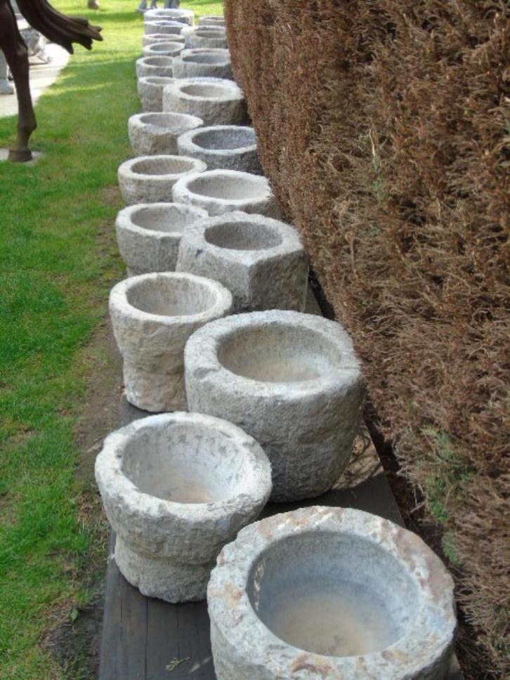 bac en pierre bleu rond , jardinière , grand choix !, Jardin & Terrasse, Bacs à fleurs & Jardinières, Comme neuf, Pierre, Intérieur