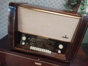 Zeldzame buizenradio Siemens Spitzensuper 52.  Gereviseerd beschikbaar voor biedingen