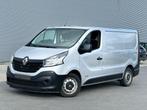 Renault Trafic 1.6diesel van 2014 met 338.000Km’s! EURO 5, Auto's, Renault, Te koop, Zilver of Grijs, Stof, Grijs