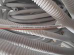 Coax kabel TRI6 (Telenet certified) met plastic beschermbuis, Doe-het-zelf en Bouw, Ophalen of Verzenden, Nieuw, Kabel of Snoer