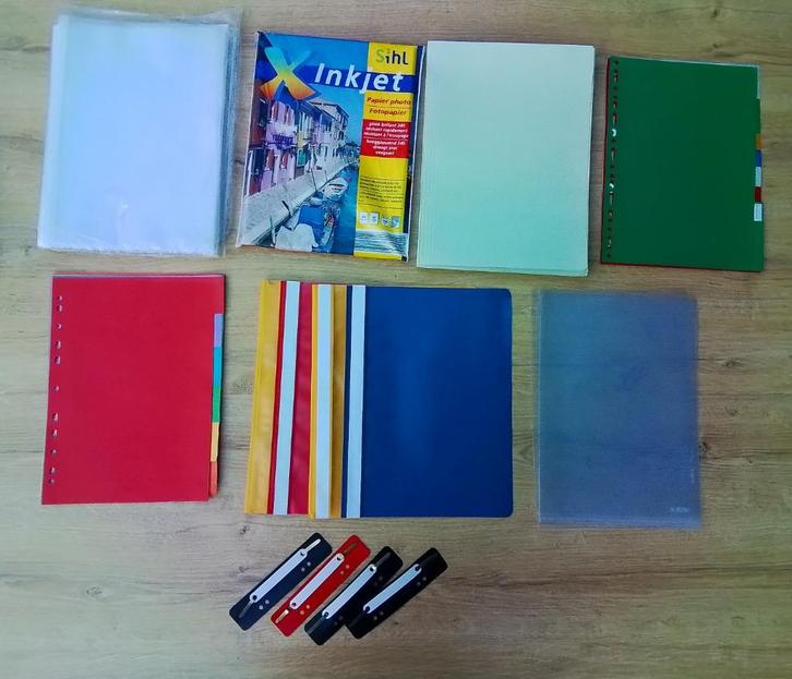Divers schoolgerief: kartonnen mapjes, L-mapjes, fotopapier, Diversen, Schrijfwaren, Zo goed als nieuw, Ophalen of Verzenden