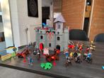 Kasteel met nog 3 Playmobil, Ophalen, Nieuw, Complete set