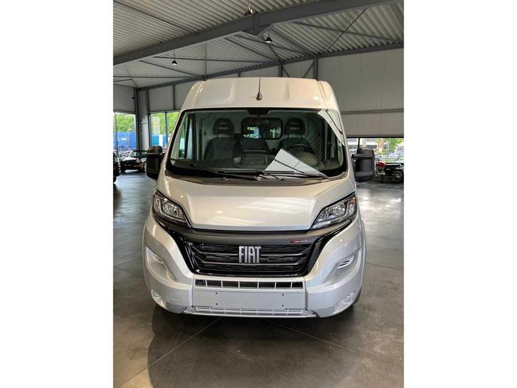Fiat - Ducato - Voiture - 2022, Autos, Fiat, Entreprise, Ducato, Autres carburants, Euro 6, Autre carrosserie, Automatique, Occasion