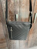 Louis vuitton discovery messenger, Enlèvement, Comme neuf