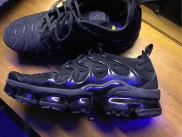 NIKE AIR 42 beschikbaar voor biedingen