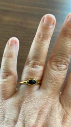 Ring: goudkleurig, zwarte geslepen steen, Ophalen of Verzenden, Zo goed als nieuw