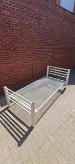 Dico metalen bed, Ophalen, Gebruikt