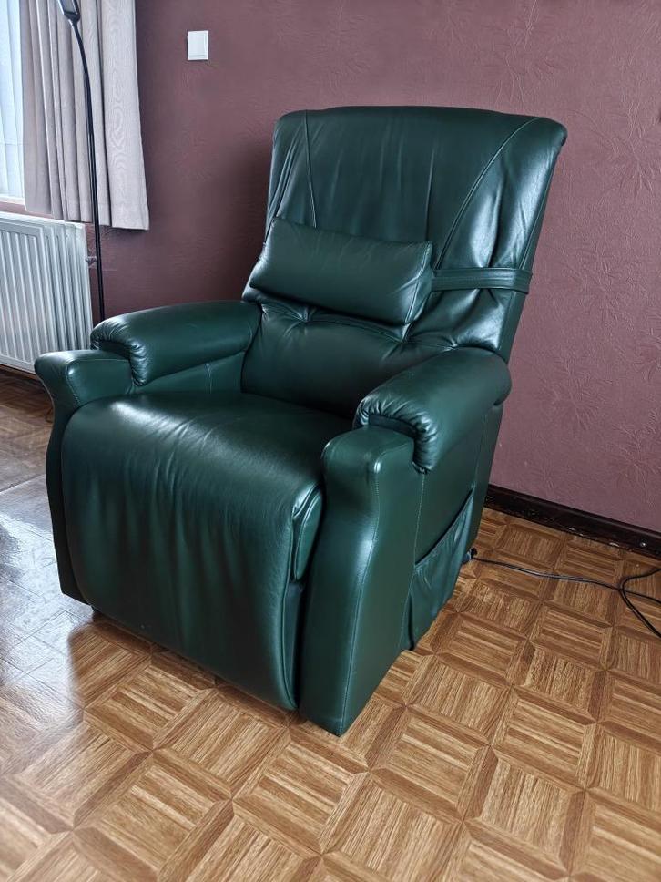 Elektrische sta op zetel 2 stuks, Huis en Inrichting, Fauteuils, Gebruikt, Leer, Ophalen