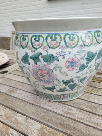 cache pot chinois en porcelaine antique