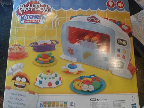 Play-Doh Kitchen Creations Magische Oven, Enfants & Bébés, Jouets | Éducatifs & Créatifs, Utilisé, Bricolage, Électronique, Découverte