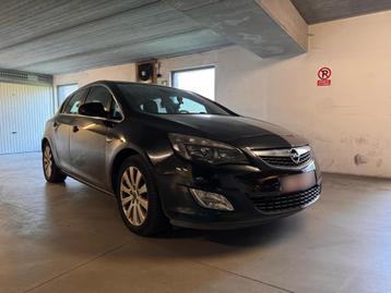 Opel ASTRA J EURO 5  beschikbaar voor biedingen