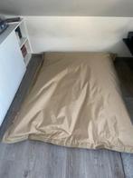 farboy pouf, Enlèvement