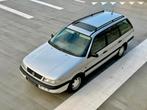 Volkswagen Passat 1.8i CL Break - Oldtimer, Autos, Volkswagen, Barres de toit, Argent ou Gris, Achat, Entreprise