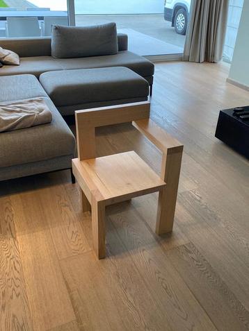 Rietveld ‘Steltman’ stoel design replica beschikbaar voor biedingen