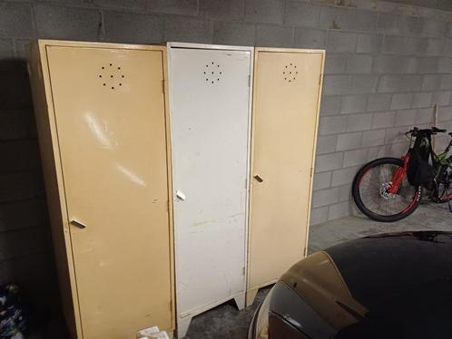 Oude industriele ijzeren kasten jaren 40/50, Antiek en Kunst, Curiosa en Brocante, Ophalen
