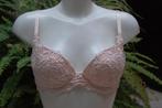 Soutien- gorge rembourré"Lise Charmel"beige rosé Taille 95C, Beige, Soutien-gorge, Lise Charmel, Enlèvement ou Envoi