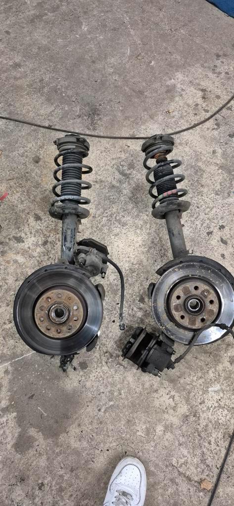 Amortisseur golf 5 et golf 6 bon etat, Autos, Volkswagen, Particulier, Golf