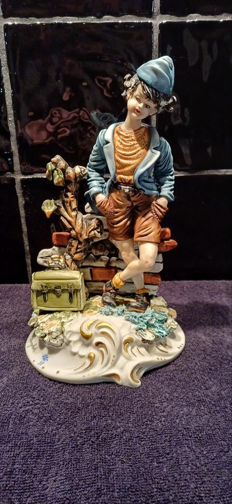 Capodimonte porselein beeld, Ophalen